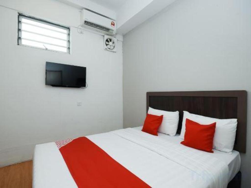 Oyo 1111 Harmony Stay Miri Exteriör bild