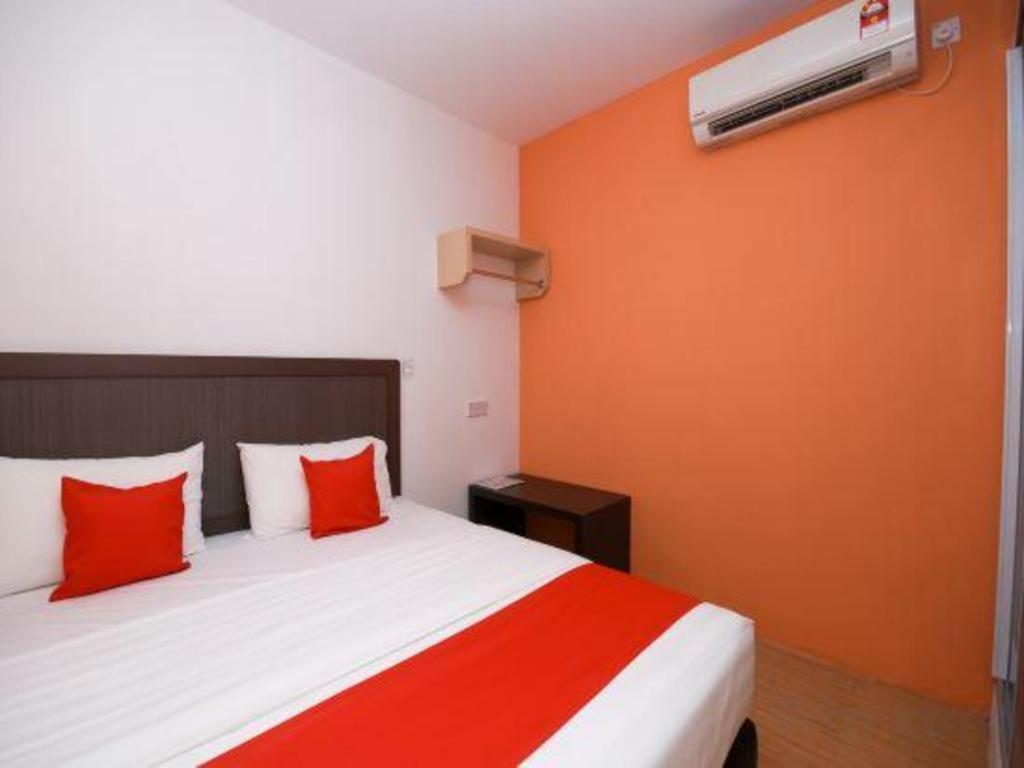 Oyo 1111 Harmony Stay Miri Exteriör bild